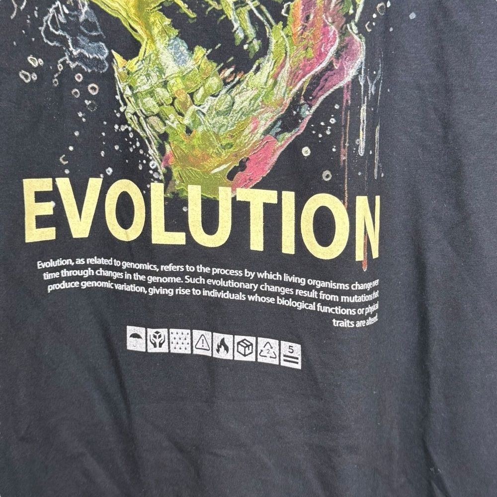 NWOT Fashion Nova 100% Cotton Black Evolution Skull Tee Size XL - Picture 3 of 5